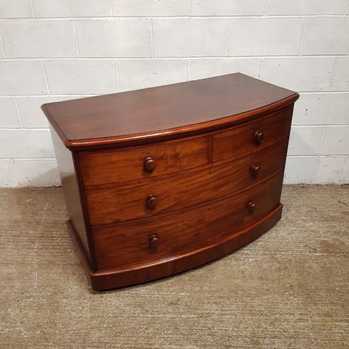 fig 1. A VICTORIAN MAHOGANY 3 HEIGHT BOW FRONTED CHEST OF DRAWERS C1880