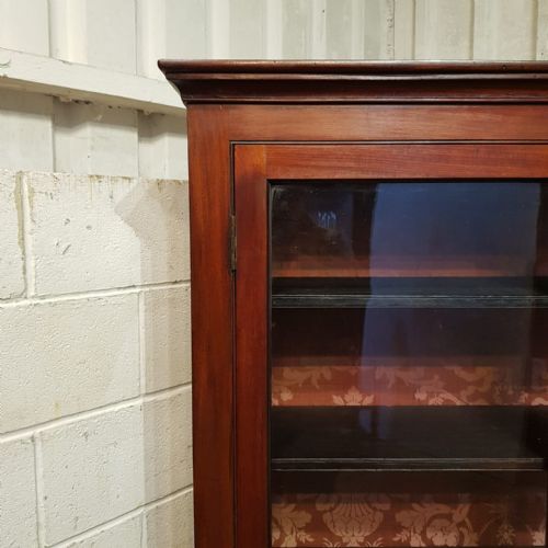 fig 2. A LATE VICTORIAN MAHOGANY GLAZED BOOKCASE C1880