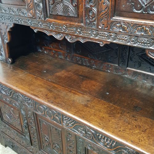 AN ORIGINAL OAK COURT CUPBOARD C1660 C1700 - ADDITIONAL PHOTO 2