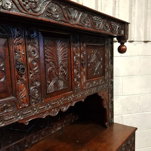AN ORIGINAL OAK COURT CUPBOARD C1660 C1700 - ADDITIONAL PHOTO 4