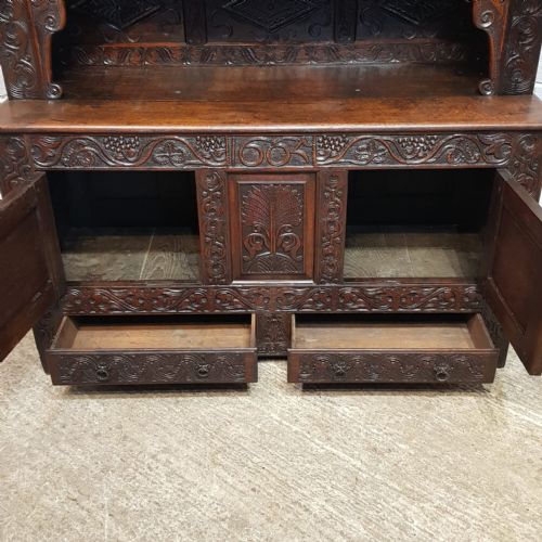 AN ORIGINAL OAK COURT CUPBOARD C1660 C1700 - ADDITIONAL PHOTO 9
