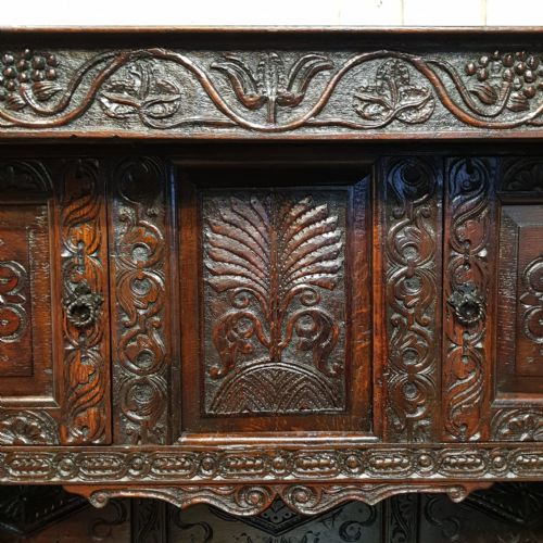 AN ORIGINAL OAK COURT CUPBOARD C1660 C1700 - ADDITIONAL PHOTO 12