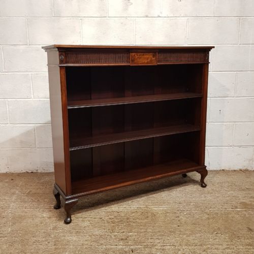 fig 1. AN EDWARDIAN MAHOGANY CHIPPENDALE STYLE OPEN BOOKCASE C1900