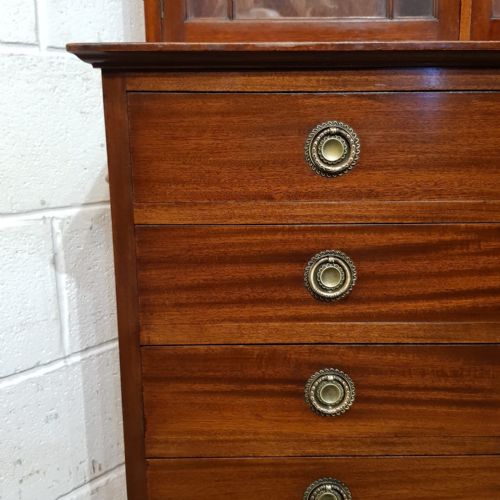 AN EDWARDIAN MAHOGANY BOOKCASE ON CHEST C1900 - ADDITIONAL PHOTO 9