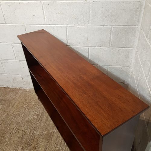 A VICTORIAN MAHOGANY OPEN BOOKCASE C1890 - ADDITIONAL PHOTO 4