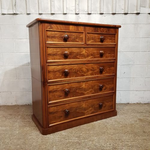 A VICTORIAN MAHOGANY 5 HEIGHT CHEST OF DRAWERS C1860 - ADDITIONAL PHOTO 1