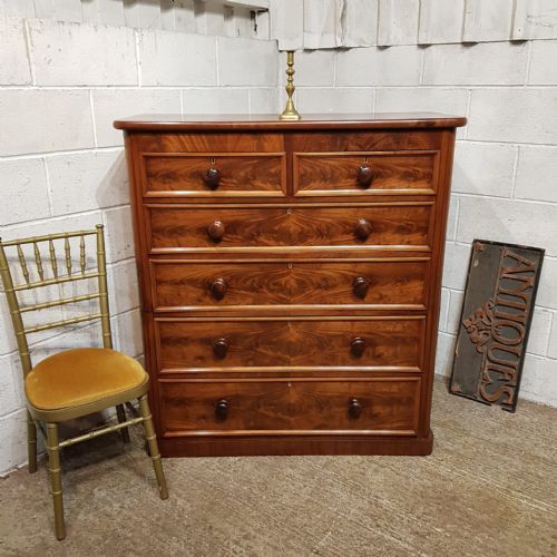 A VICTORIAN MAHOGANY 5 HEIGHT CHEST OF DRAWERS C1860 - ADDITIONAL PHOTO 3