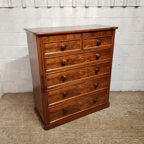 A VICTORIAN MAHOGANY 5 HEIGHT CHEST OF DRAWERS C1860 - ADDITIONAL PHOTO 5