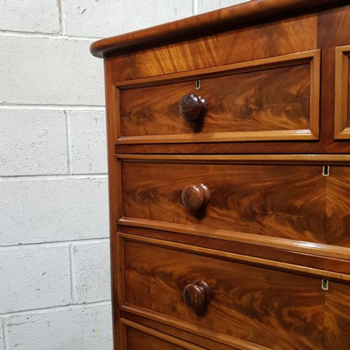 A VICTORIAN MAHOGANY 5 HEIGHT CHEST OF DRAWERS C1860 - ADDITIONAL PHOTO 7