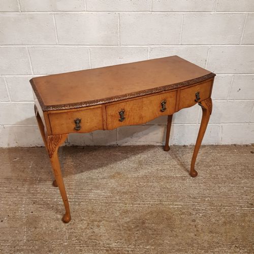 A BOW FRONTED BURR WALNUT CONSOLE TABLE C1920 - ADDITIONAL PHOTO 4