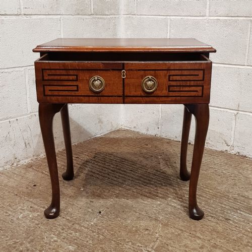 A PAIR OF MAHOGANY BEDSIDE TABLES C1900 - ADDITIONAL PHOTO 6