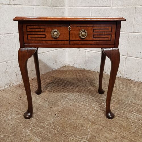 A PAIR OF MAHOGANY BEDSIDE TABLES C1900 - ADDITIONAL PHOTO 7