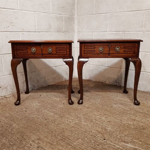 A PAIR OF MAHOGANY BEDSIDE TABLES C1900 - ADDITIONAL PHOTO 9