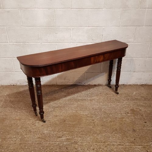 fig 1. A REGENCY MAHOGANY CONSOLE TABLE C1800