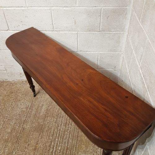 fig 2. A REGENCY MAHOGANY CONSOLE TABLE C1800