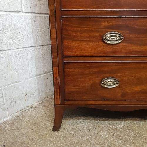 A GEORGE 3RD MAHOGANY CUPBOARD ON CHEST C1790 - ADDITIONAL PHOTO 1