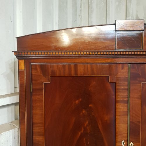 A GEORGE 3RD MAHOGANY CUPBOARD ON CHEST C1790 - ADDITIONAL PHOTO 11