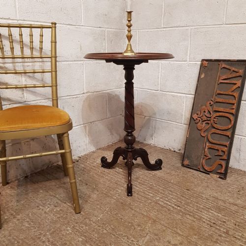 A VICTORIAN MAHOGANY ROUND DISH TOPPED TRIPOD TABLE C1880 - ADDITIONAL PHOTO 9