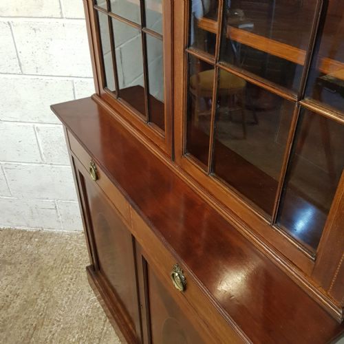 AN EDWARDIAN MAHOGANY LIBRARY BOOKCASE C1910 - ADDITIONAL PHOTO 2