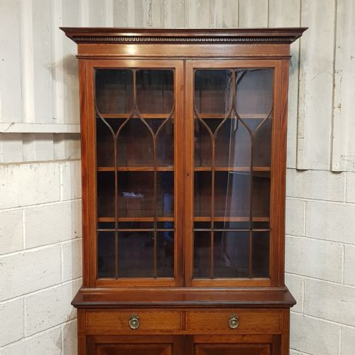 AN EDWARDIAN MAHOGANY LIBRARY BOOKCASE C1910 - ADDITIONAL PHOTO 4