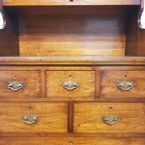 A LATE VICTORIAN MAHOGANY GENTLEMAN'S DRESSING CHEST C1890 - ADDITIONAL PHOTO 1
