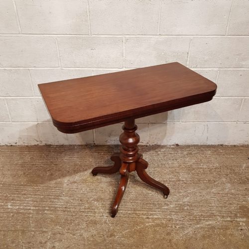 A VICTORIAN MAHOGANY FOLD OVER CARD TABLE C1860 - ADDITIONAL PHOTO 1