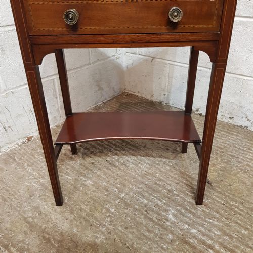 fig 1. AN EDWARDIAN MAHOGANY SMALL SIDE TABLE C1900