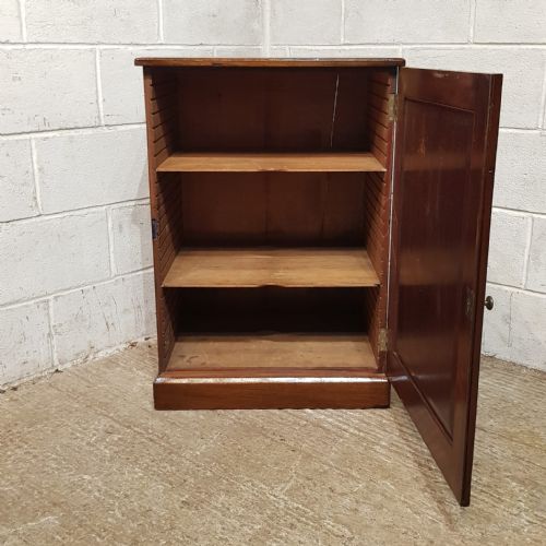 A MAHOGANY REGENCY CUPBOARD C1810 - ADDITIONAL PHOTO 5