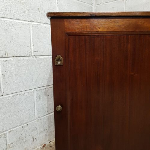 A MAHOGANY REGENCY CUPBOARD C1810 - ADDITIONAL PHOTO 6