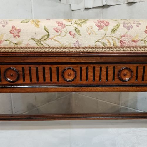 fig 2. AN OAK AND EBONY DUET PIANO STOOL C1810