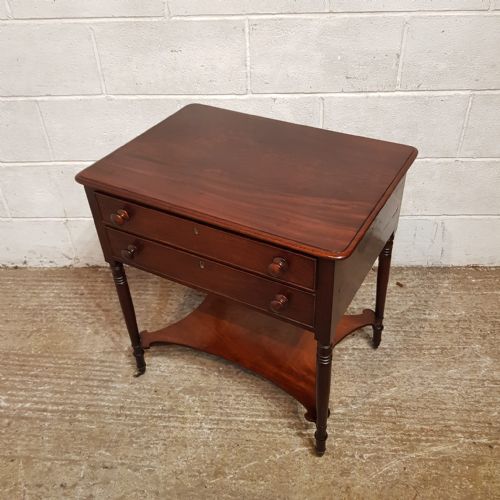 fig 2. A REGENCY MAHOGANY SIDE TABLE C1810