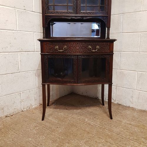 A LATE VICTORIAN MAHOGANY CHIPPENDALE STYLE BIJOUTERIE DISPLAY CABINET C1890 - ADDITIONAL PHOTO 4