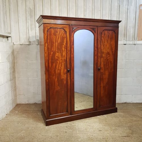 fig 1. A VICTORIAN MAHOGANY TRIPLE WARDROBE C1870