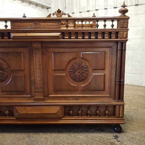 fig 2. A FRENCH WALNUT DOUBLE BEDSTEAD C1890