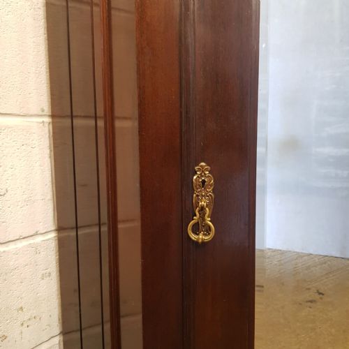 A LATE VICTORIAN MAHOGANY CORNER WARDROBE C1890 - ADDITIONAL PHOTO 4