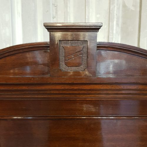 A LATE VICTORIAN MAHOGANY CORNER WARDROBE C1890 - ADDITIONAL PHOTO 6