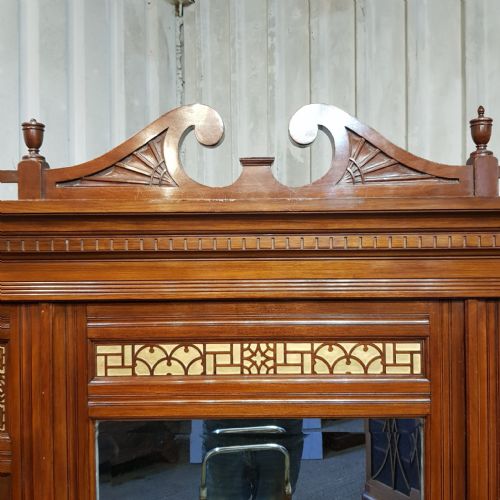 A LATE VICTORIAN MAHOGANY TRIPLE WARDROBE C1890 - ADDITIONAL PHOTO 10
