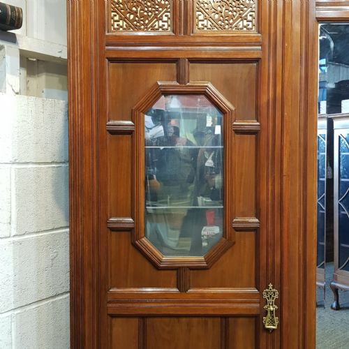 A LATE VICTORIAN MAHOGANY TRIPLE WARDROBE C1890 - ADDITIONAL PHOTO 11