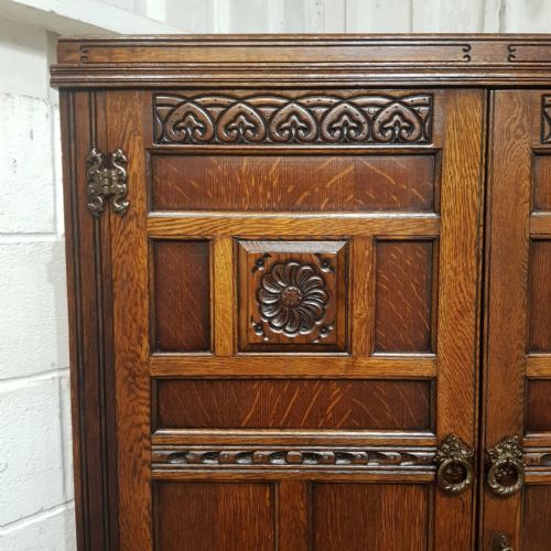 A SMALL OAK WARDROBE C1920 - ADDITIONAL PHOTO 6