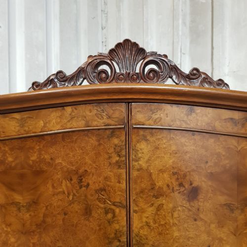 A BURR WALNUT DOUBLE WARDROBE C1920 - ADDITIONAL PHOTO 1