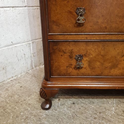 A GENTLEMAN'S BURR WALNUT FITTED WARDROBE C1920 - ADDITIONAL PHOTO 3