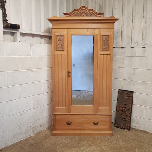 AN EDWARDIAN SINGLE PINE WARDROBE C1900