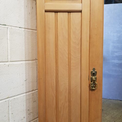 AN EDWARDIAN SINGLE PINE WARDROBE C1900 - ADDITIONAL PHOTO 4