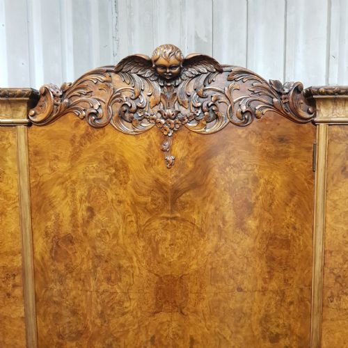 A BURR WALNUT SERPENTINE FRONTED TRIPLE WARDROBE C1920 - ADDITIONAL PHOTO 4