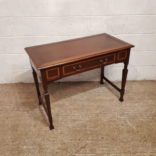AN EDWARDIAN MAHOGANY WRITING TABLE C1900 - ADDITIONAL PHOTO 3