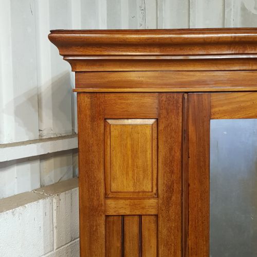 AN EDWARDIAN SINGLE WARDROBE IN WALNUT C1900 - ADDITIONAL PHOTO 2