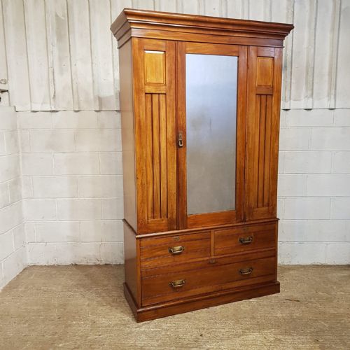 AN EDWARDIAN SINGLE WARDROBE IN WALNUT C1900 - ADDITIONAL PHOTO 4