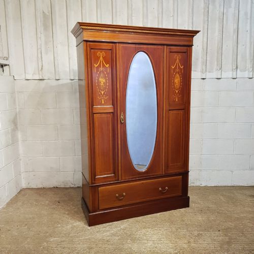 A LATE VICTORIAN MAHOGANY SINGLE WARDROBE C1890 - ADDITIONAL PHOTO 2