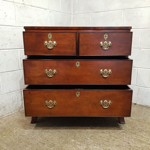 A GEORGE 3RD MAHOGANY THREE HEIGHT CHEST C1790 - ADDITIONAL PHOTO 5