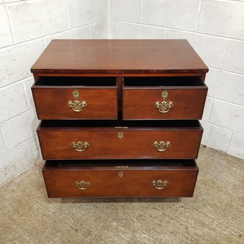 A GEORGE 3RD MAHOGANY THREE HEIGHT CHEST C1790 - ADDITIONAL PHOTO 6